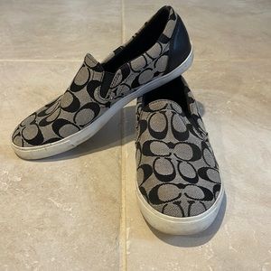 Coach - monogram sneakers size 7.5
